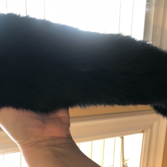 Real rabbit Fur scarf - Picture 4 of 8